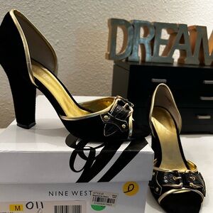 Nine West black with gold heels size 6